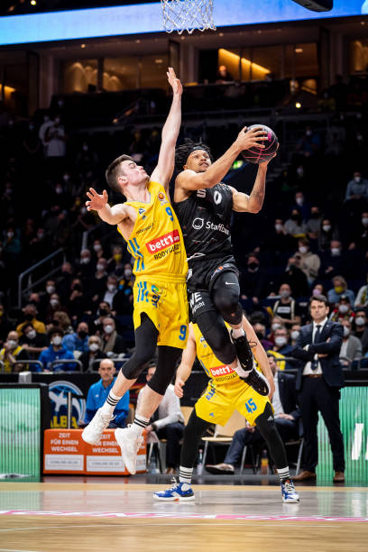 参与者所追 参与者所追