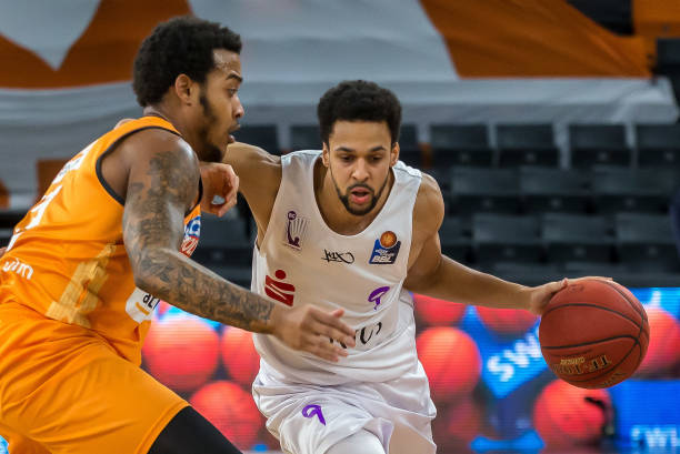 满信心的根 满信心的根